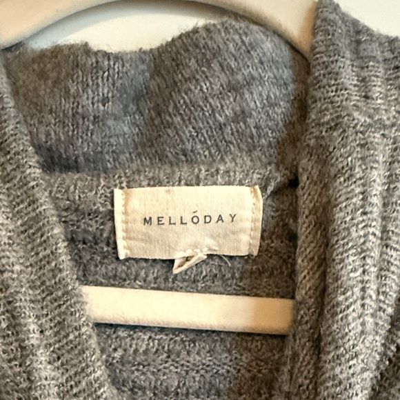 MELLODAY Charcoal Ribbed Turtleneck Sweater - Picture 2 of 3